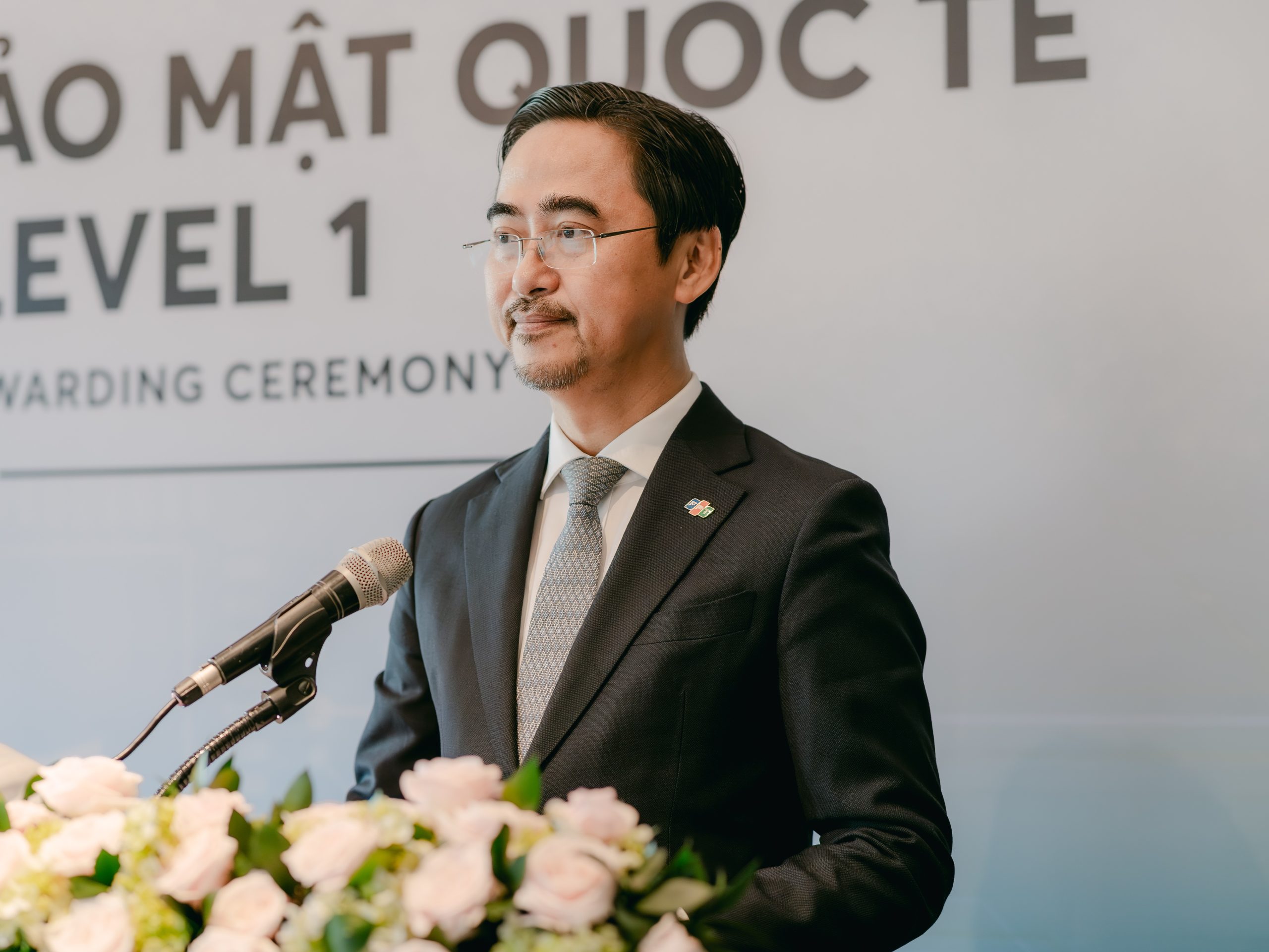 Ông Phan Thanh Sơn – Phó Chủ tịch Điều hành và Giám đốc Phát triển Kinh doanh FPT IS phát biểu tại buổi lễ. Ảnh: FE CREDIT